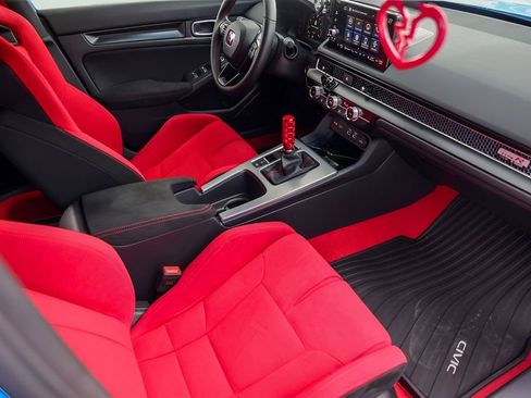 Used 2025 Honda Civic Type R image 32