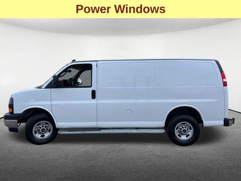 Used 2024 GMC Savana 2500 w/ Driver Convenience Package image 6