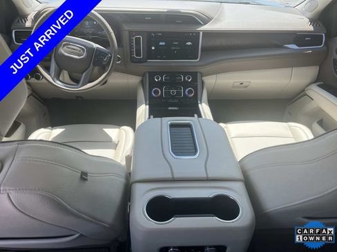 Used 2022 GMC Yukon Denali w/ Denali Premium Package AWD/4WD image 16