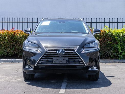 Used 2018 Lexus NX 300 FWD image 3