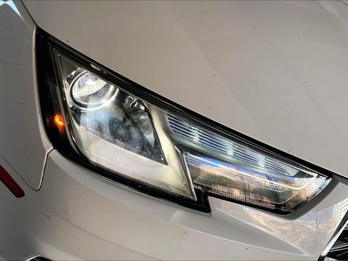 Used 2017 Audi A4 2.0T Ultra Premium w/ Convenience Package image 27