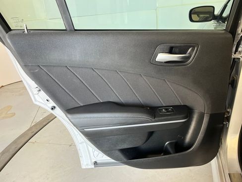 Used 2022 Dodge Charger R/T image 28