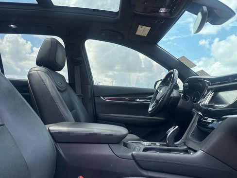 Used 2020 Cadillac XT6 Premium Luxury FWD image 30
