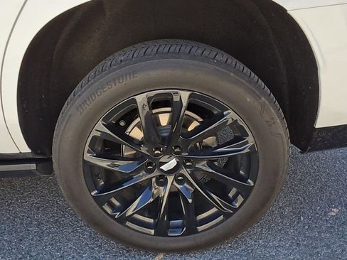 Used 2024 Cadillac Escalade Sport Platinum w/ LPO, ONYX Package image 2