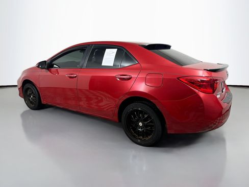 Used 2017 Toyota Corolla SE FWD image 8