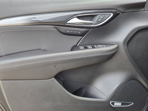 Used 2025 Buick Envision Preferred image 25