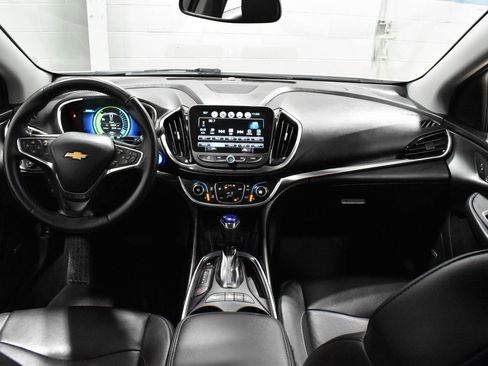 Used 2018 Chevrolet Volt Premier image 5