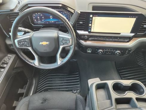 Used 2022 Chevrolet Silverado 1500 LT RWD image 30