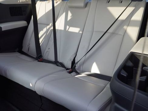 Used 2026 Toyota Grand Highlander AWD image 19