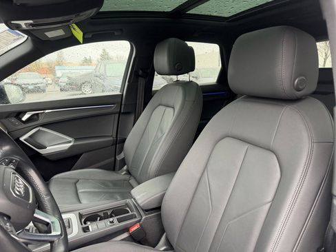 Used 2021 Audi Q3 2.0T Premium Plus w/ Premium Plus Package image 16