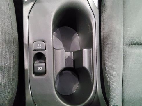 Used 2023 Toyota Corolla LE image 32