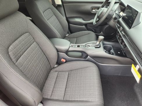 New 2027 Honda HR-V LX image 13
