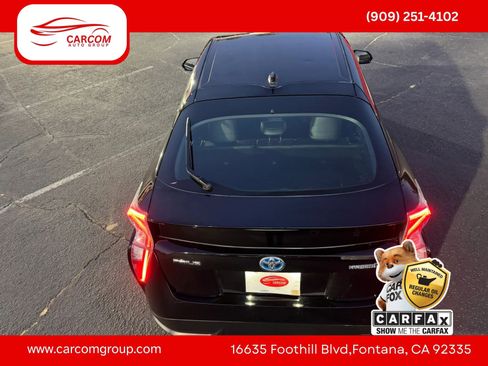 Used 2016 Toyota Prius Four Touring FWD image 8