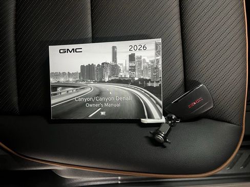 New 2026 GMC Canyon AT4 image 40