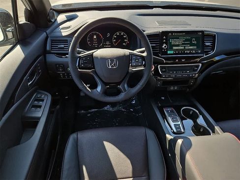 New 2026 Honda Ridgeline Black Edition image 7