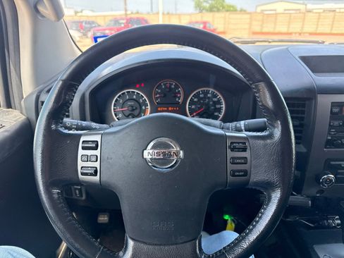 Used 2012 Nissan Titan SV w/ SV Value Truck Pkg RWD image 16