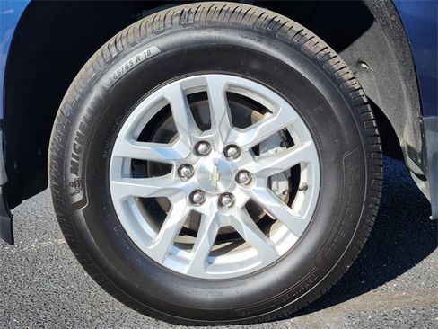 Used 2020 Chevrolet Silverado 1500 LT w/ Texas Edition image 8