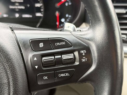 Used 2017 Kia Sorento EX w/ EX Premium Package image 21