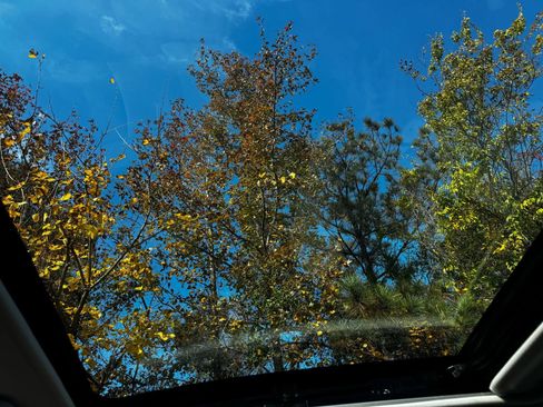 Used 2017 Subaru Forester 2.5i Premium w/ All-Weather Package image 20