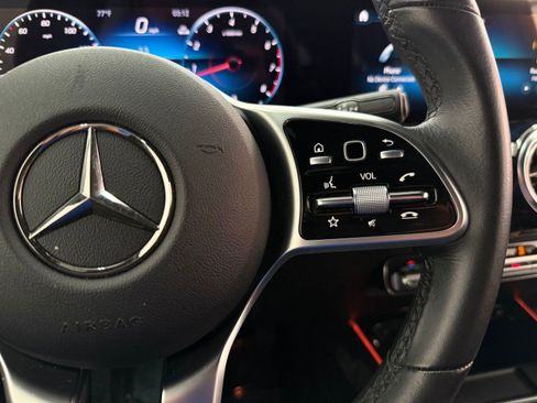 Certified 2023 Mercedes-Benz GLB 250 image 27