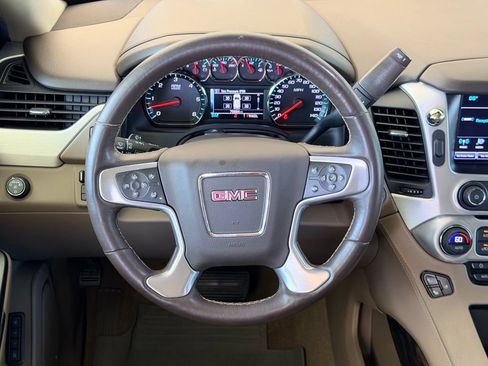 Used 2018 GMC Yukon XL SLT w/ HD Trailering Package RWD image 18