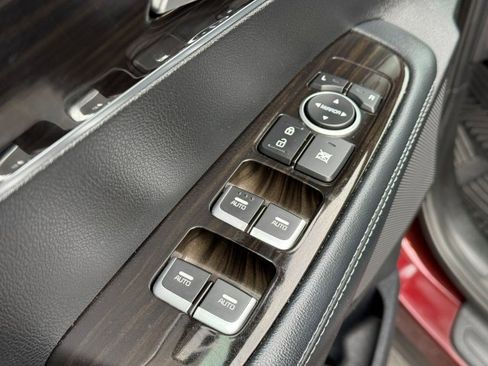 Used 2020 Kia Sorento LX w/ LX I4 Convenience Package image 11
