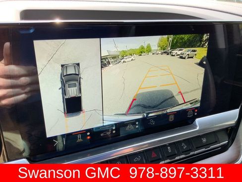 Used 2024 GMC Sierra 1500 SLT w/ SLT Premium Plus Package AWD/4WD image 16