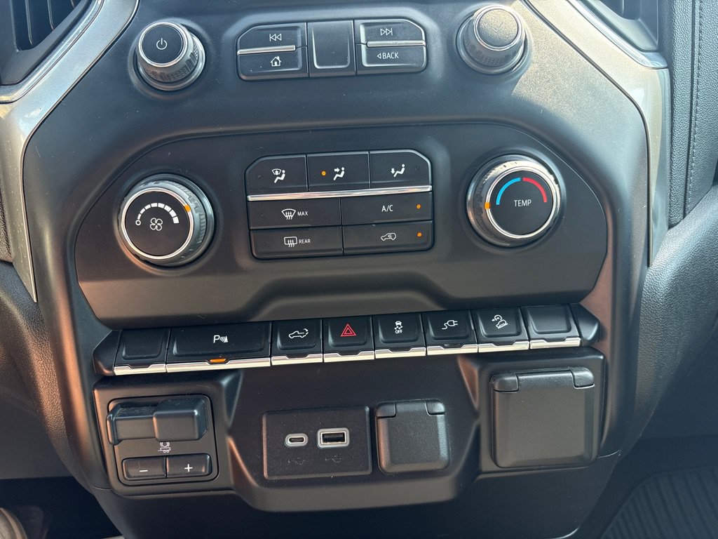 Used 2021 Chevrolet Silverado 2500 LT w/ Z71 Off-Road Package AWD/4WD image 27