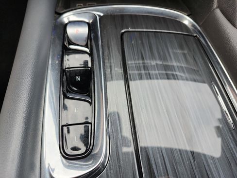 Certified 2023 Buick Enclave Premium w/ Experience Buick Package image 21