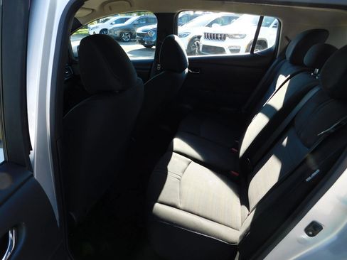 Used 2022 Nissan Leaf S FWD image 12