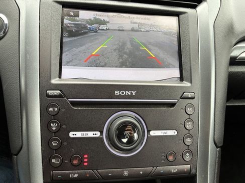 Used 2016 Ford Fusion Titanium image 10