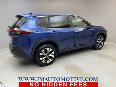 Used 2023 Nissan Rogue SV image 5