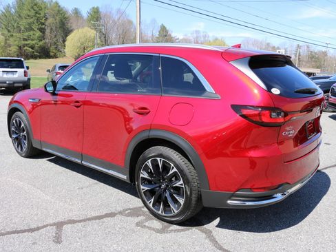 Used 2024 MAZDA CX-90 Plug-In Hybrid w/ Premium Pkg image 3