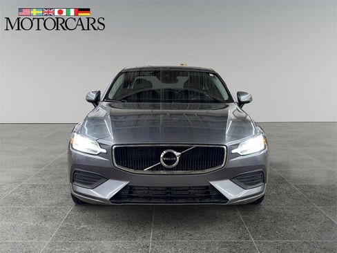 Used 2020 Volvo S60 T5 Momentum w/ Protection Package Premier image 8