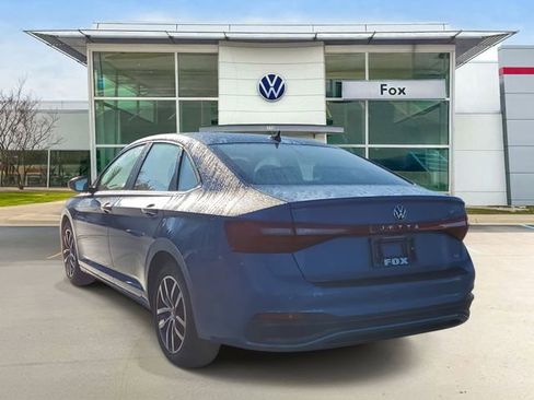 New 2025 Volkswagen Jetta SE image 3
