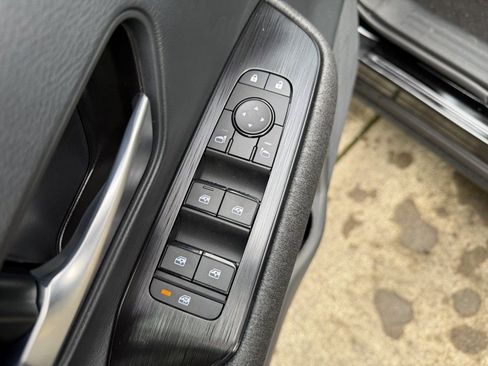 New 2026 Nissan Kicks SV w/ SV Premium Package image 12