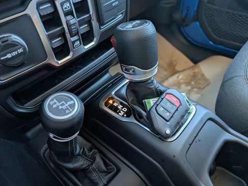 New 2026 Jeep Wrangler Sport S image 28