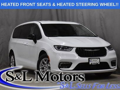 Certified 2024 Chrysler Pacifica Touring-L