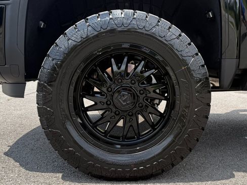 Used 2026 GMC Sierra 2500 AT4 w/ AT4 Premium Plus Package AWD/4WD image 43