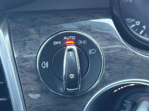 Used 2015 Porsche Panamera GTS image 21