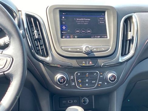Used 2022 Chevrolet Equinox RS w/ LPO, Cargo Package FWD image 10