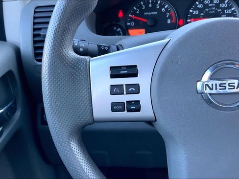 Used 2020 Nissan Frontier SV image 22