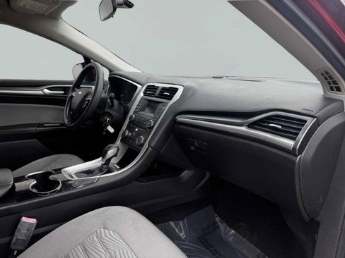 Used 2016 Ford Fusion S w/ Equipment Group 101A image 40