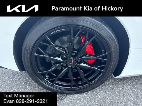 Used 2024 Chevrolet Corvette Stingray Preferred Cpe w/ 2LT RWD image 10