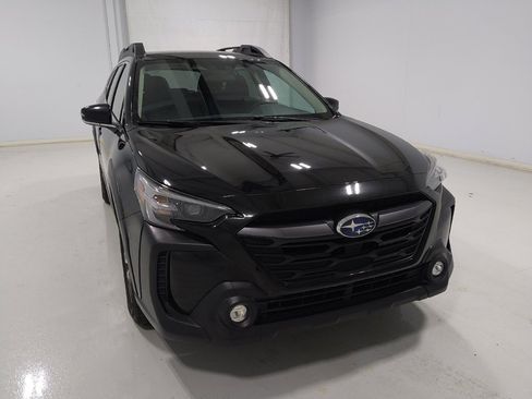 Used 2023 Subaru Outback Premium AWD/4WD image 14