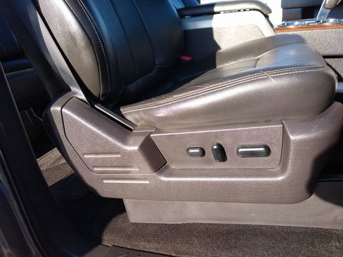 Used 2013 Ford F150 Lariat w/ Luxury Equipment Group image 33