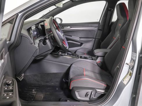 New 2026 Volkswagen GTI SE image 5