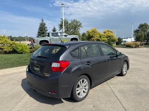 Used 2016 Subaru Impreza 2.0i Premium AWD/4WD image 3