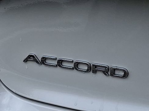 Used 2024 Honda Accord Touring image 27