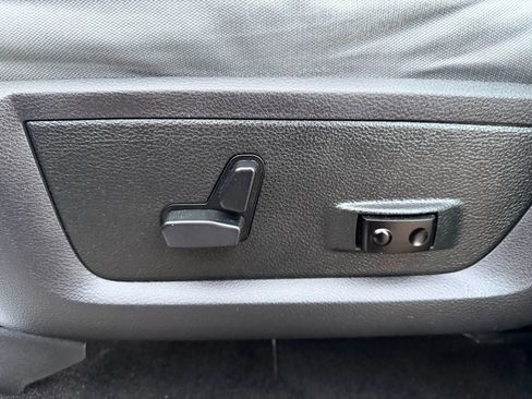 Used 2016 RAM 1500 Big Horn image 30